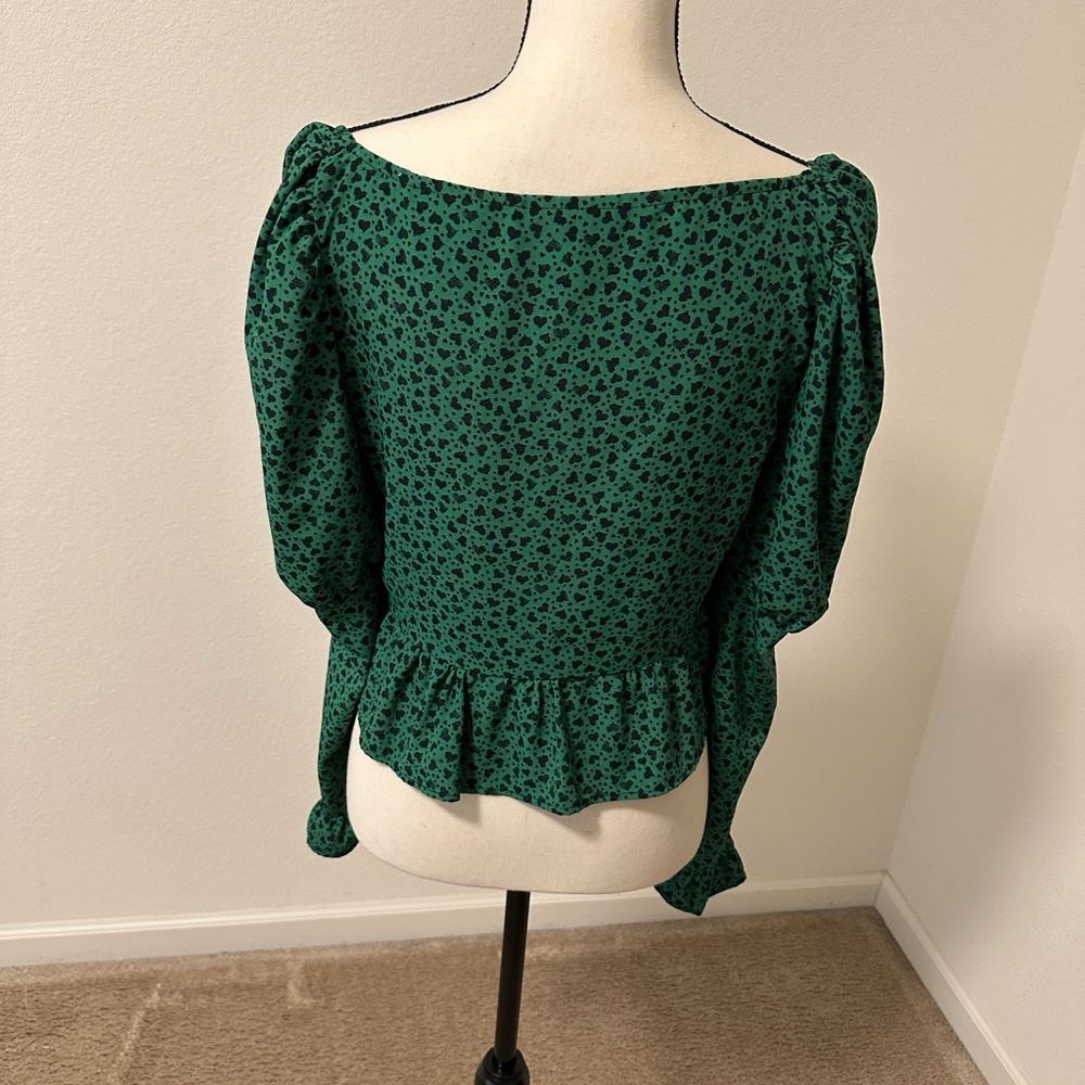 Green Ruffle Blouse with Buttons - Picture 2 of 4